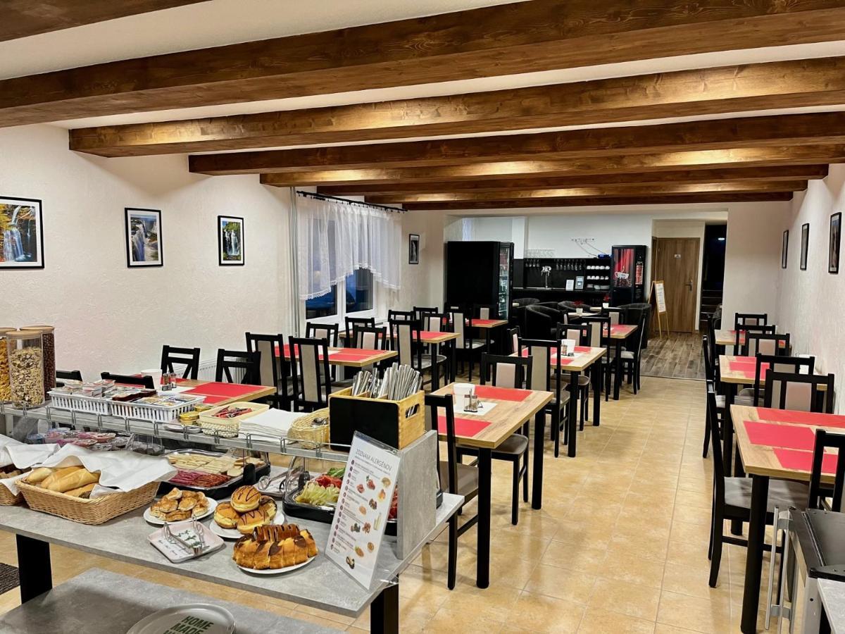 Penzion Pavcina Lehota Extérieur photo